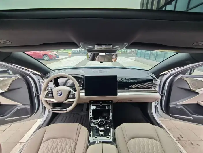 BYD Han EV 2024 Model Honor Edition 506KM Noble Model – фото 5