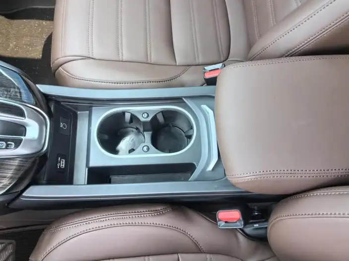 Honda BREEZE 2021 Model 240TURBO CVT 2WD Elite Edition – фото 8
