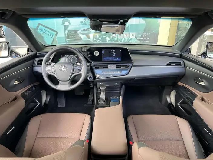 Lexus ES 2022 Model 300h Superior Edition – фото 7