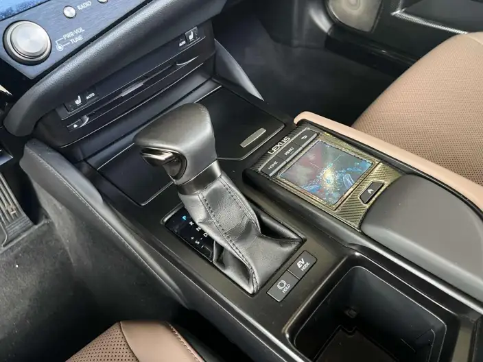 Lexus ES 2022 Model 300h Superior Edition – фото 10