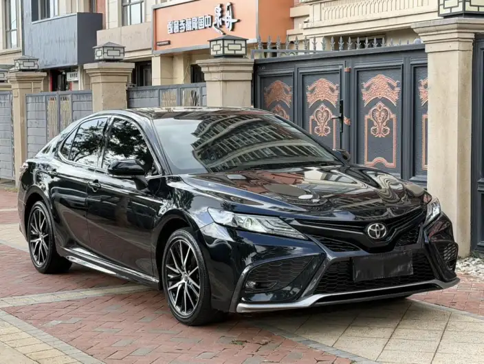 Toyota Camry 2022 Model 2.0S Knight Edition – фото 3