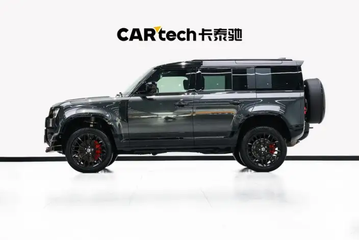 Land Rover Defender 2025 Model 110 3.0T P400 HSE X-Dynamic – фото 4