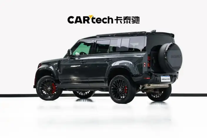 Land Rover Defender 2025 Model 110 3.0T P400 HSE X-Dynamic – фото 5