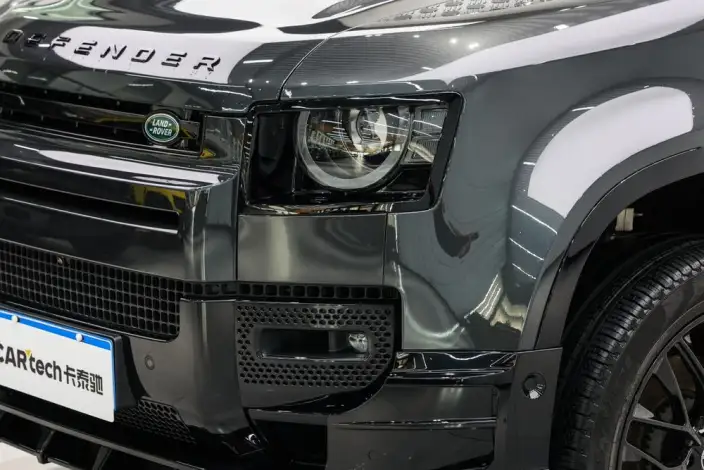 Land Rover Defender 2025 Model 110 3.0T P400 HSE X-Dynamic – фото 9