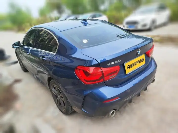 BMW 1 Series 2021 Model 120i M Sports Edition – фото 4