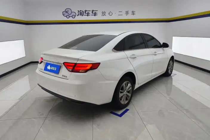 Geely Emgrand GL 2020 Model 1.4T CVT Luxury Model – фото 3