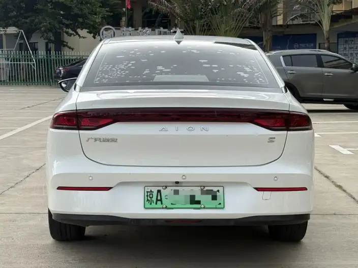 AION S 2022 Model Mei 580 – фото 5