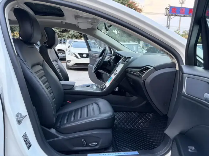 Ford Mondeo 2020 Model EcoBoost 180 Luxury Model – фото 8