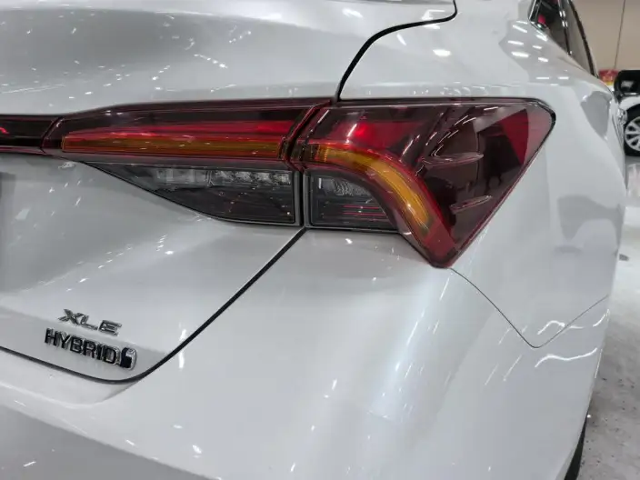 Toyota Avalon 2022 Model Hybrid 2.5L XLE Premium Edition – фото 8