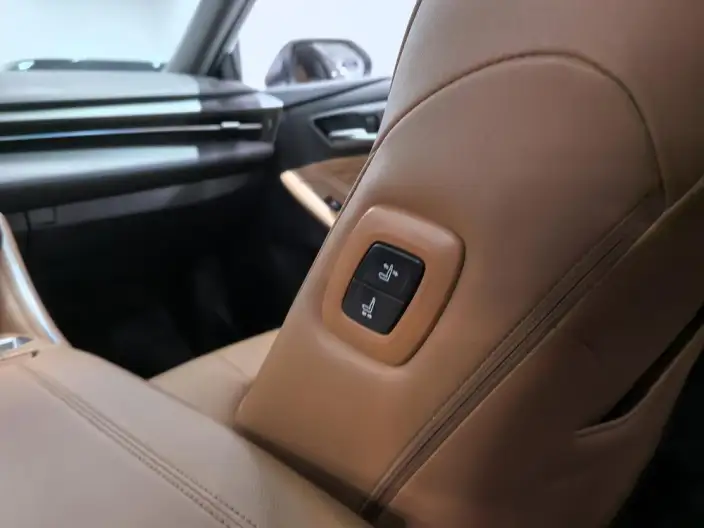 Toyota Avalon 2022 Model Hybrid 2.5L XLE Premium Edition – фото 9