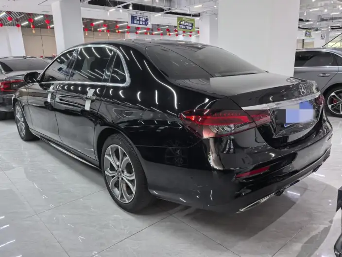 Mercedes-Benz E-Class 2021 Model E 300 L Fashion Model sedan – фото 3