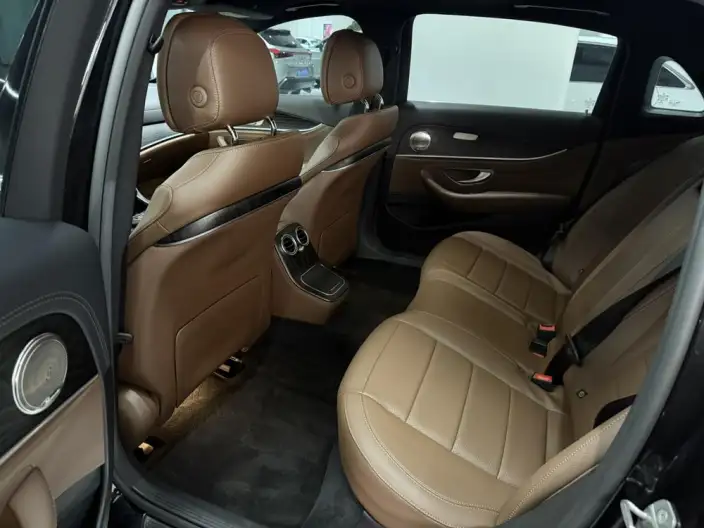 Mercedes-Benz E-Class 2021 Model E 300 L Fashion Model sedan – фото 9