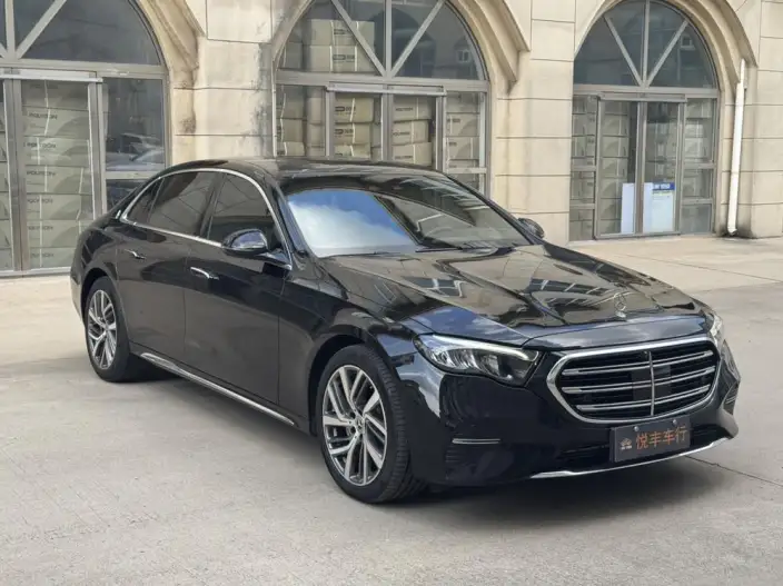 Mercedes-Benz E-Class 2024 Model E 300 L Fashion Model sedan – фото 3