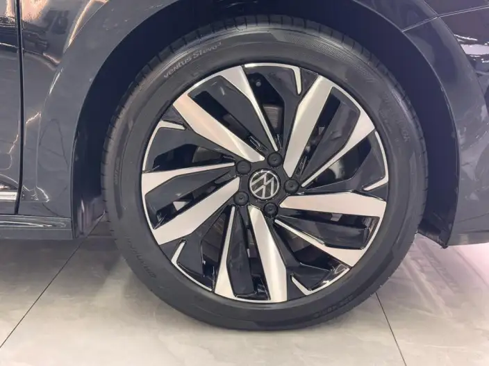 Volkswagen Passat 2024 Model 330TSI Elite Edition – фото 8