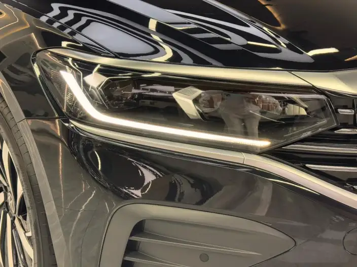 Volkswagen Passat 2024 Model 330TSI Elite Edition – фото 9
