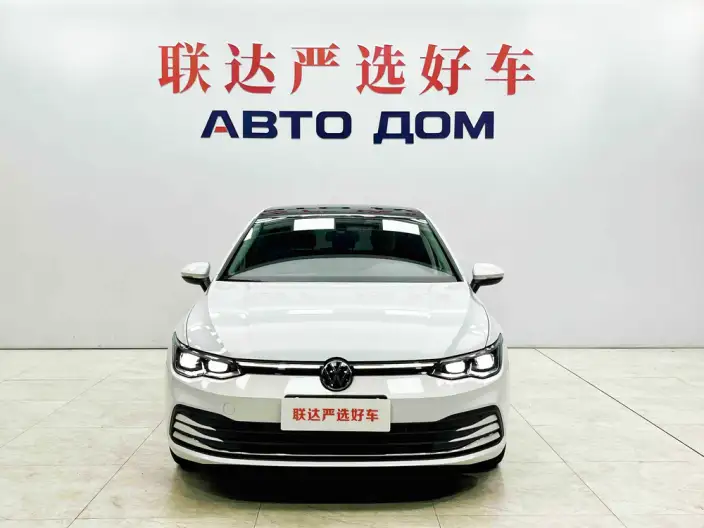 Volkswagen Golf 2021 Model 280TSI DSG Pro – фото 2