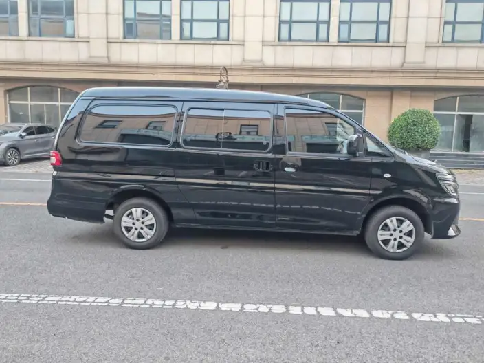 Lingzhi 2023 Model M5L 1.6L Luxury Model 7 seat – фото 8