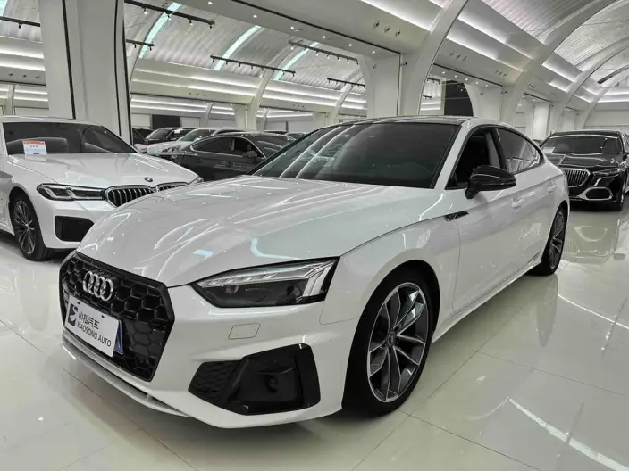 Audi A5 2024 Model Sportback 40 TFSI quattro Luxury Dynamic Model