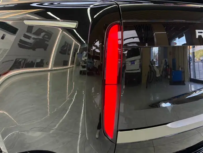 Range Rover 2024 Model 3.0 L6 400PS Shengshi Extended Edition 7 seat – фото 9