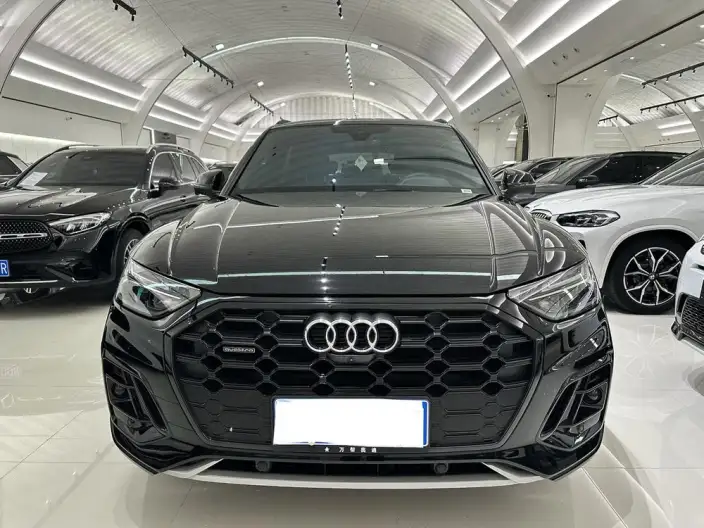 Audi Q5L 2024 Model 40TFSI Luxury Dynamic Model – фото 2