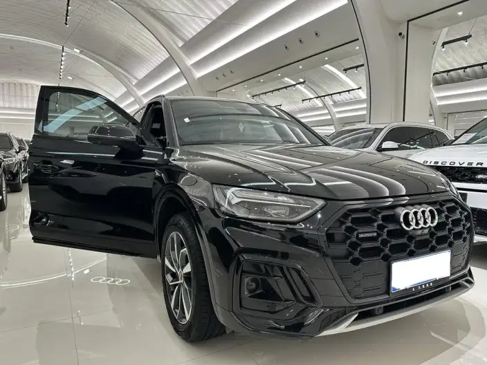 Audi Q5L 2024 Model 40TFSI Luxury Dynamic Model – фото 3