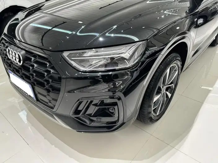Audi Q5L 2024 Model 40TFSI Luxury Dynamic Model – фото 7