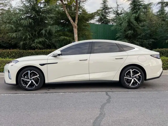 BYD Seal 07DM 2026 Model DM-i 230KM Flagship Model – фото 4