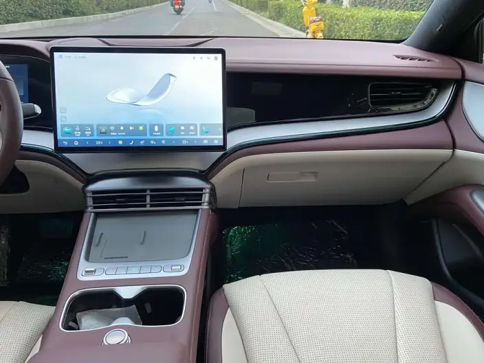 BYD Seal 07DM 2026 Model DM-i 230KM Flagship Model – фото 10