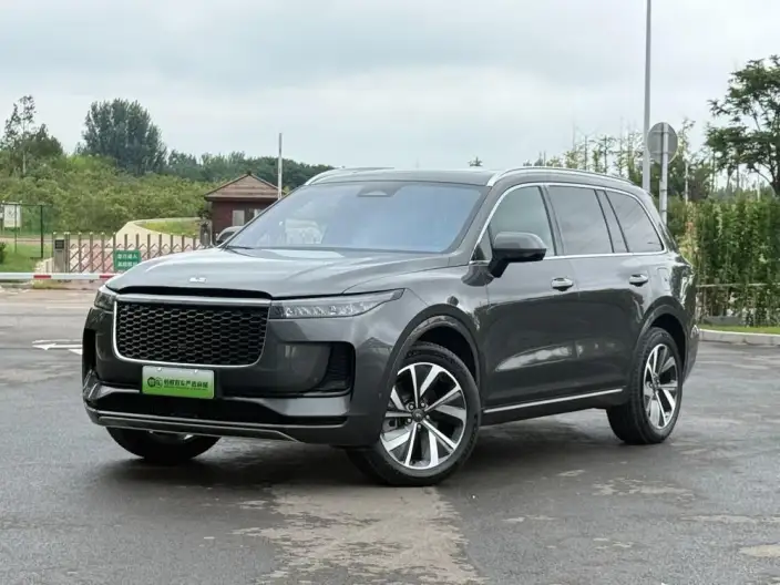 Li Auto ONE 2021 Model Extended Range 6 seat Edition – фото 1