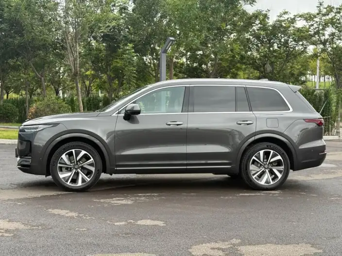 Li Auto ONE 2021 Model Extended Range 6 seat Edition – фото 4