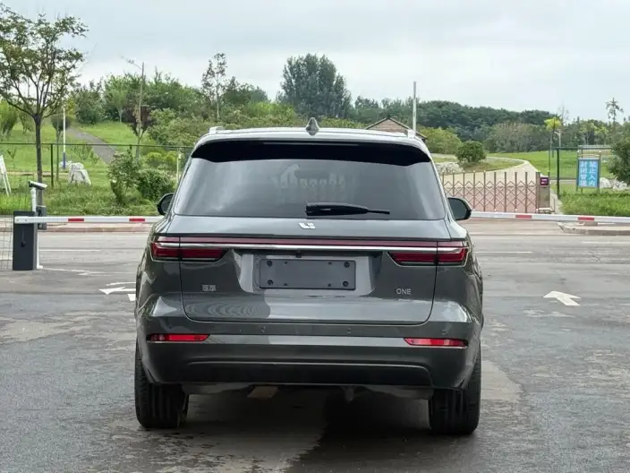 Li Auto ONE 2021 Model Extended Range 6 seat Edition – фото 6