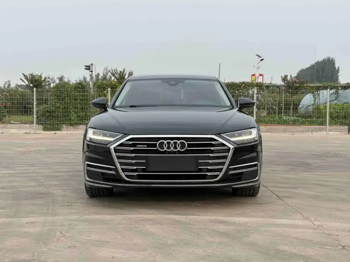 Audi A8 2021 Model A8L 50 TFSI quattro Luxury Model – фото 2