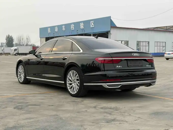 Audi A8 2021 Model A8L 50 TFSI quattro Luxury Model – фото 4