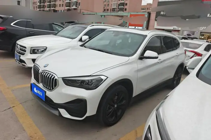 BMW X1 2021 Model sDrive20Li Fashion Model – фото 1