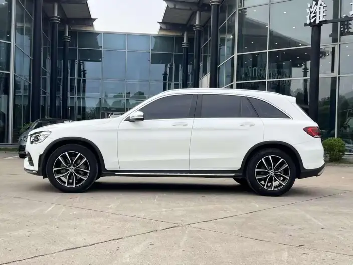 Mercedes-Benz GLC 2021 Model GLC 300 L 4MATIC Dynamic Model – фото 3