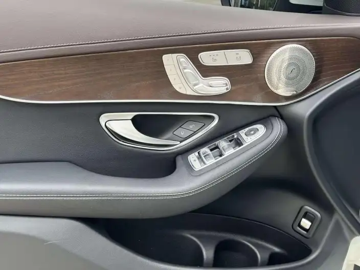 Mercedes-Benz GLC 2021 Model GLC 300 L 4MATIC Dynamic Model – фото 6