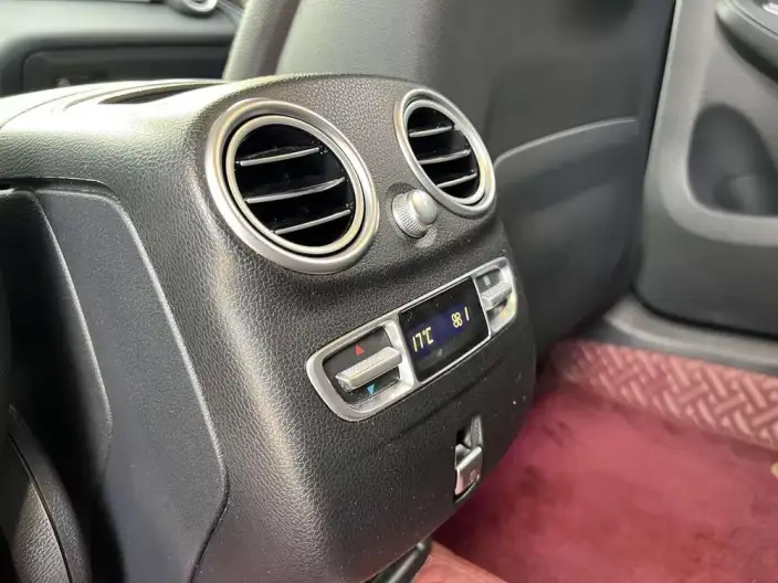 Mercedes-Benz GLC 2021 Model GLC 300 L 4MATIC Dynamic Model – фото 9
