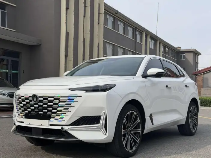 Changan UNI-K iDD 2022 Model Blue whale iDD 1.5T 130km Noble Model – фото 1