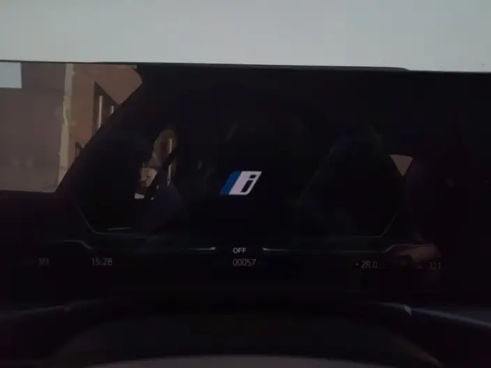 BMW i3 2025 Model eDrive35L – фото 10