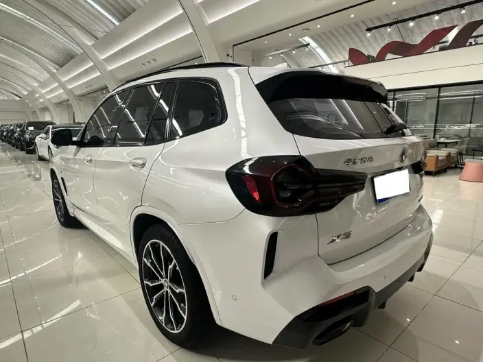 BMW X3 2023 Model xDrive30i Exclusive Model M Night Set – фото 3