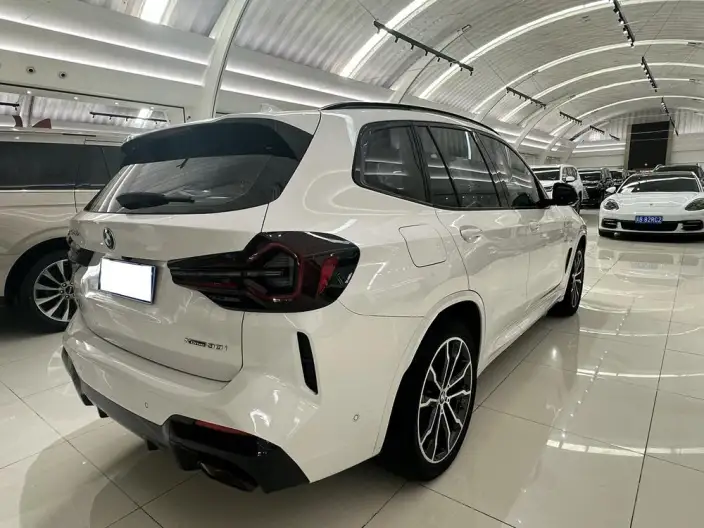 BMW X3 2023 Model xDrive30i Exclusive Model M Night Set – фото 5