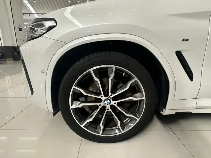 BMW X3 2023 Model xDrive30i Exclusive Model M Night Set – фото 9