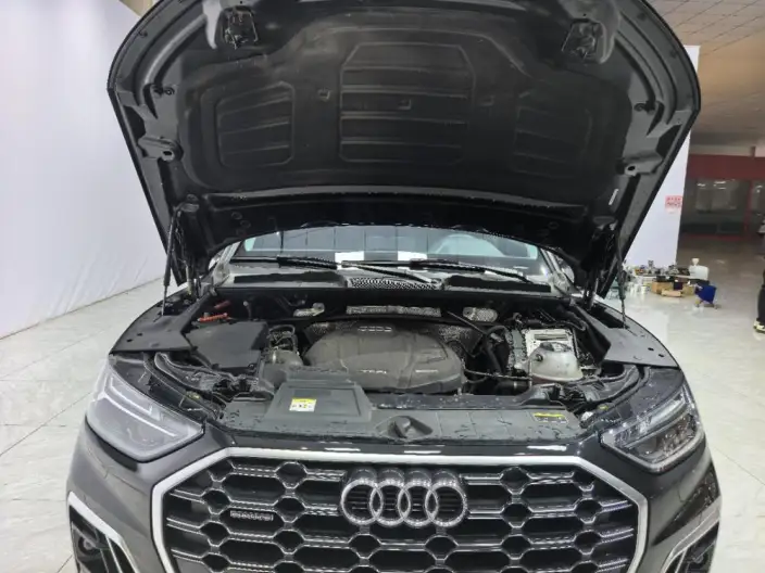 Audi Q5L 2022 Model 40T Luxury Dynamic Model – фото 7