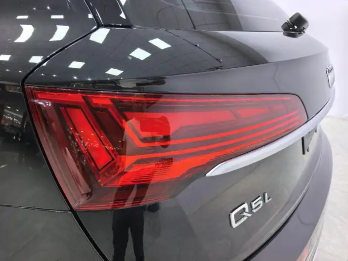 Audi Q5L 2022 Model 40T Luxury Dynamic Model – фото 9