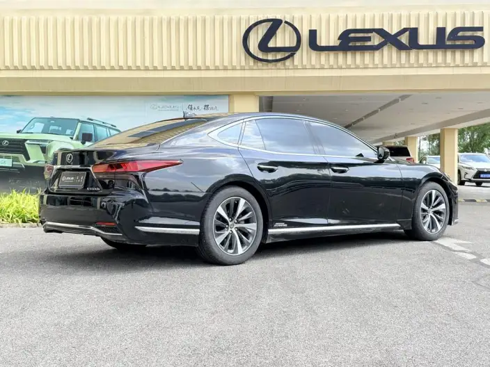 Lexus LS 2021 Model 500h Superior Edition – фото 5