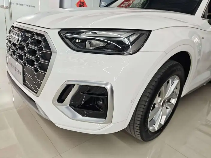 Audi Q5L 2022 Model 40T Luxury Dynamic Model – фото 9