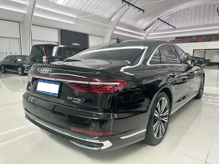 Audi A8 2024 Model A8L 45 TFSI quattro Luxury Model – фото 5