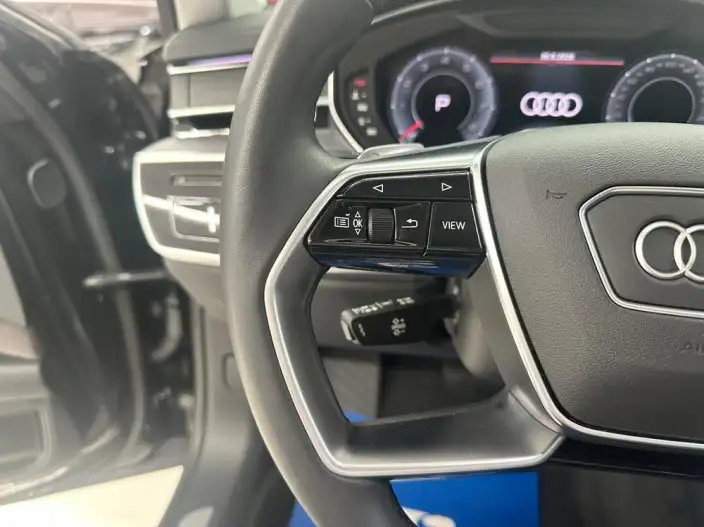 Audi A8 2024 Model A8L 45 TFSI quattro Luxury Model – фото 7