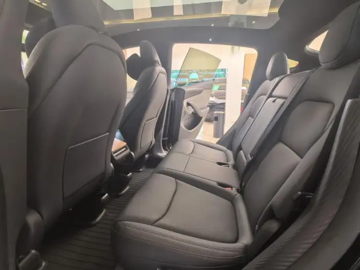 Model Y 2026 Model Rear-wheel drive version – фото 9