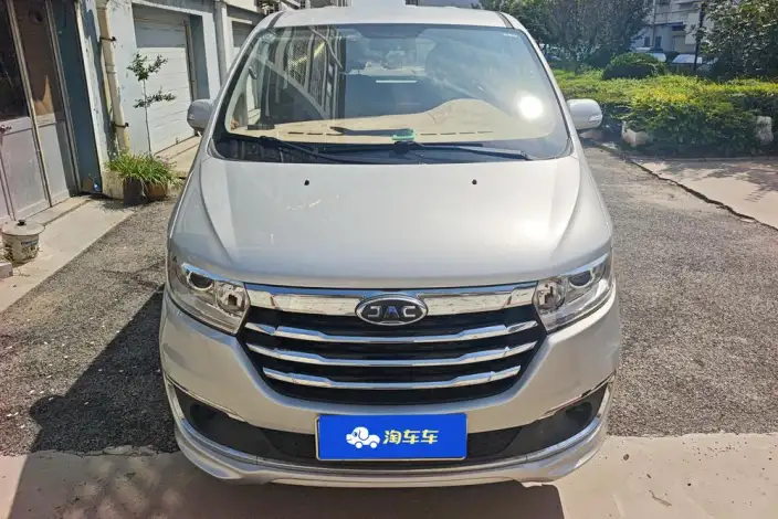 Refine M3 2023 Model PLUS 1.5T 7 seat Zhilian Edition – фото 2